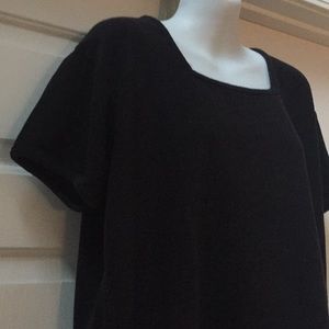 Short sleeved black knitted top size Large